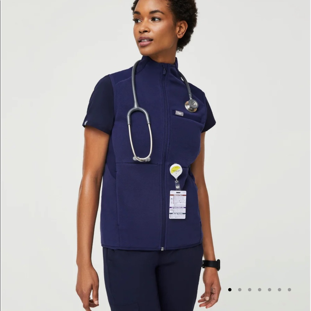 FIGS on-shift fleece vest